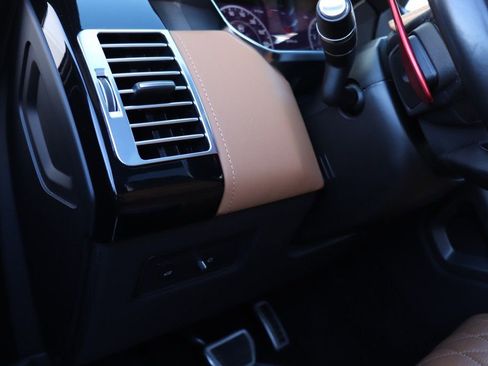 Used 2020 Land Rover Range Rover SV Autobiography Dynamic image 44