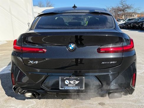 Used 2023 BMW X4 xDrive30i w/ M Sport Package image 4