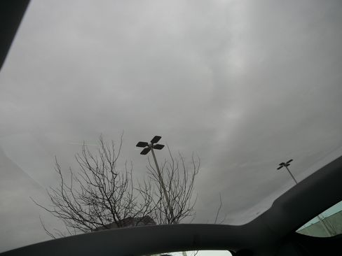 Used 2026 Tesla Model Y AWD image 32