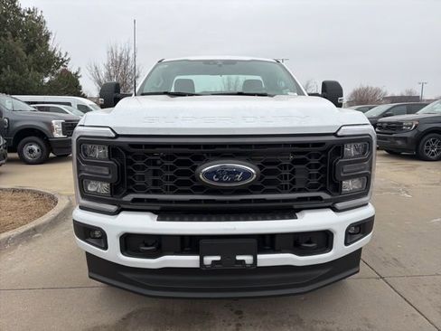 New 2026 Ford F250 XL w/ STX Appearance Package AWD/4WD image 9