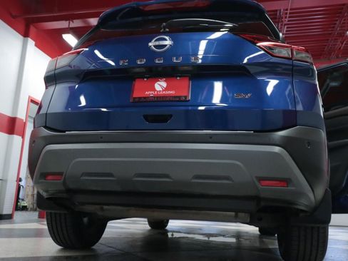 Used 2022 Nissan Rogue SV w/ SV Premium Package FWD image 34