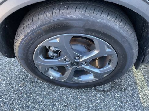 Used 2025 Ford Escape ST-Line image 10