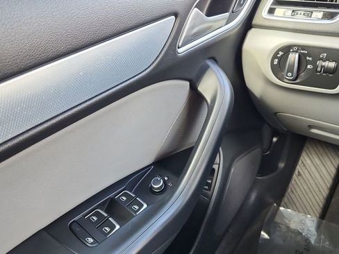 Used 2018 Audi Q3 2.0T Premium w/ Convenience Package image 36