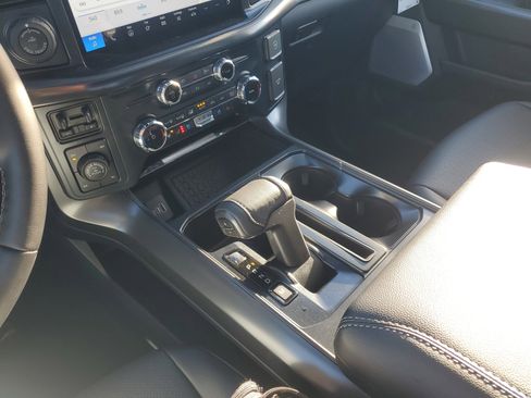 New 2025 Ford F150 Lariat w/ Equipment Group 502A High image 30