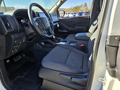 New 2026 Nissan Frontier S image 7