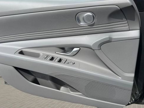 New 2026 Hyundai Elantra Sport FWD image 21