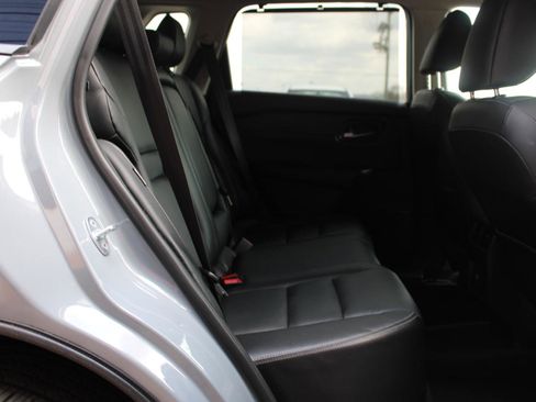 Used 2022 Nissan Rogue SL w/ SL Premium Package image 45