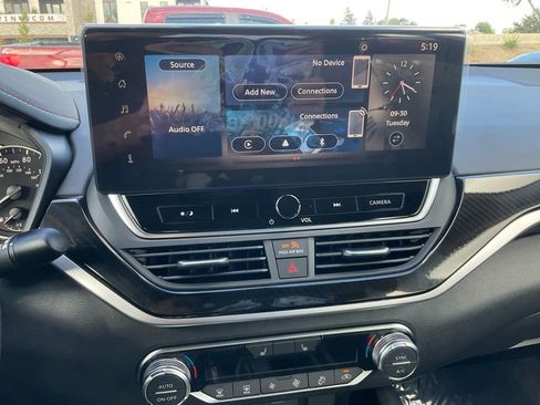 New 2025 Nissan Altima 2.5 SR w/ SR Premium Package image 20