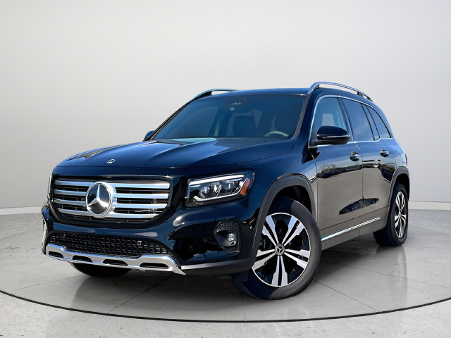 Used 2025 Mercedes-Benz GLB 250 image 3