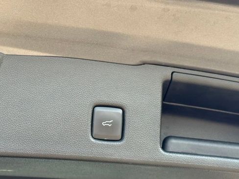 Used 2022 Ford Escape SE w/ Convenience Package image 27