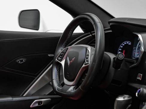 Used 2016 Chevrolet Corvette Stingray Coupe w/ Carbon Flash Badge Package RWD image 61
