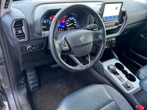 Used 2023 Ford Bronco Sport Outer Banks w/ Tech Package image 17