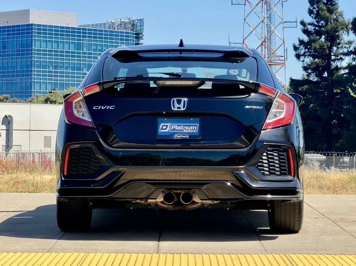 Used 2018 Honda Civic Sport image 5