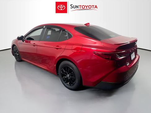 Used 2025 Toyota Camry LE w/ Convenience Package FWD image 6