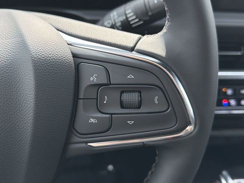 New 2026 Buick Envista Avenir image 9