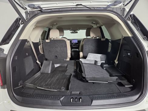 Used 2022 Ford Explorer Limited w/ Equipment Group 301A image 28