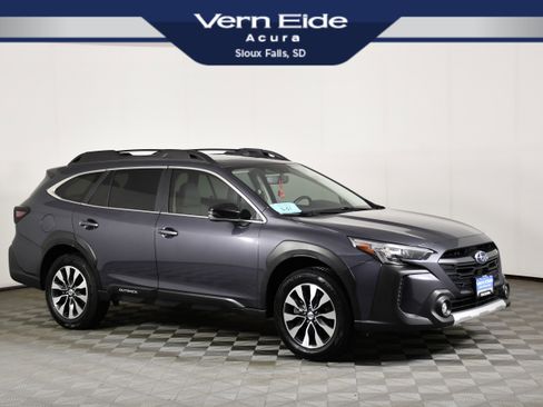 Used 2024 Subaru Outback Limited XT AWD/4WD image 1