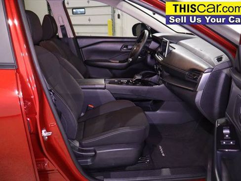 Used 2024 Nissan Rogue S FWD image 27
