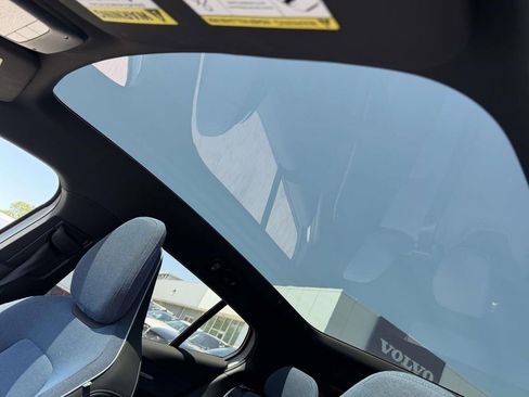 Certified 2025 Volvo EX30 Plus w/ Protection Package Premier AWD/4WD image 20