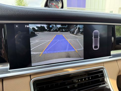 Used 2020 Porsche Panamera 4 AWD/4WD image 25
