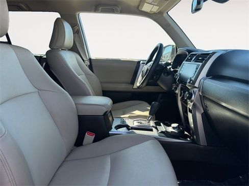 Certified 2021 Toyota 4Runner SR5 Premium image 12