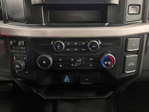 Used 2024 Ford F350 XLT w/ FX4 Off-Road Package AWD/4WD image 20
