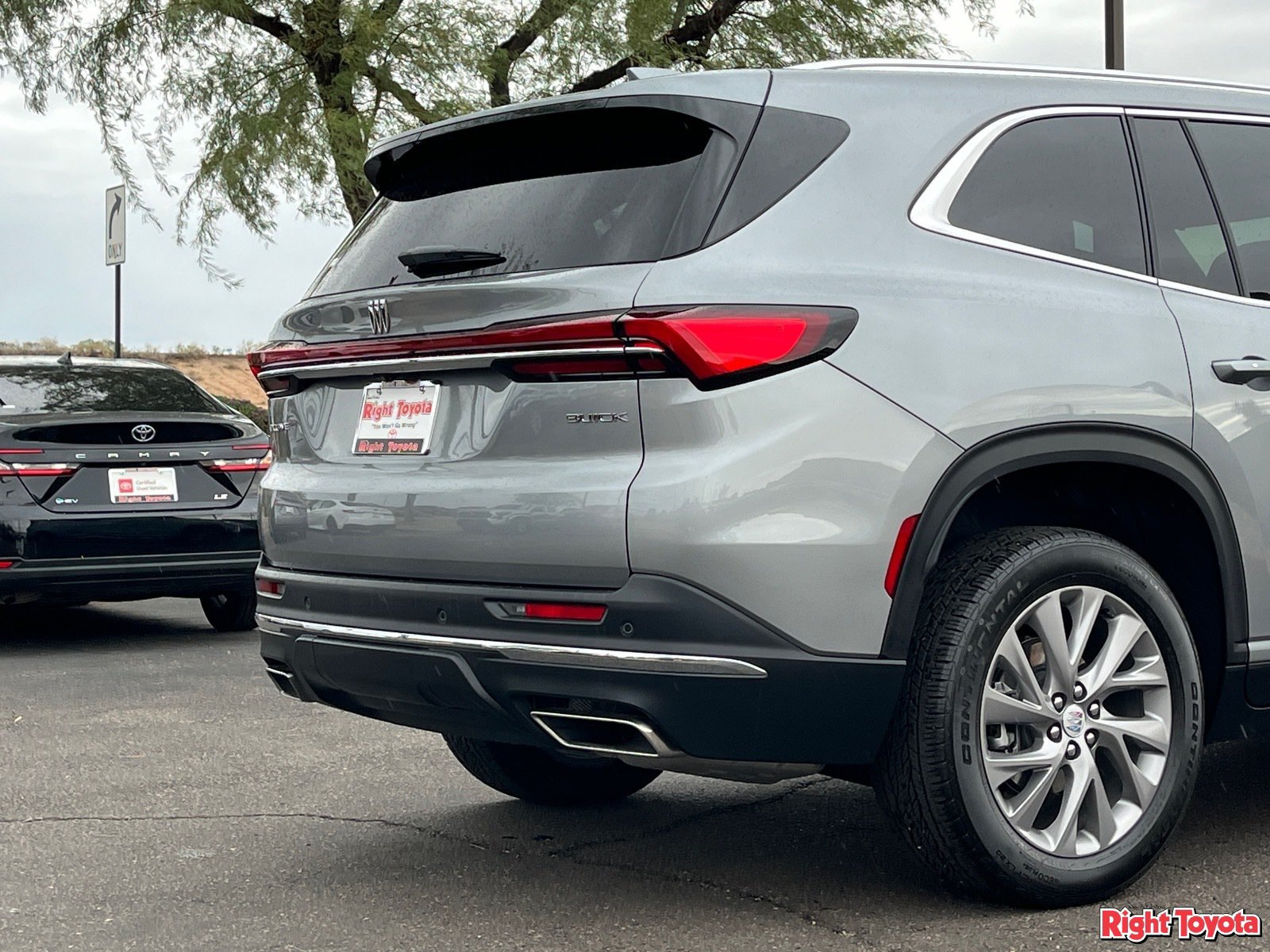 Used 2026 Buick Enclave Preferred FWD image 11