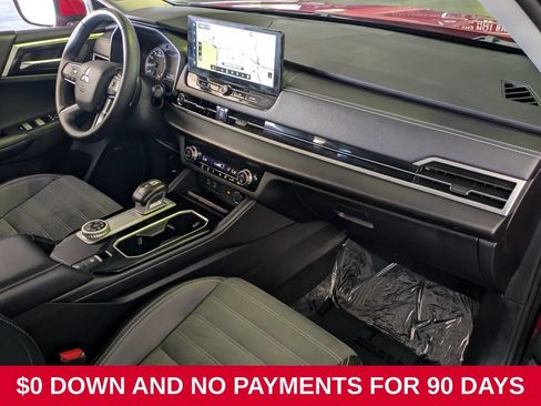 Used 2025 Mitsubishi Outlander SE AWD/4WD image 28