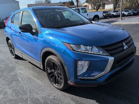 Used 2019 Mitsubishi Eclipse Cross LE image 2
