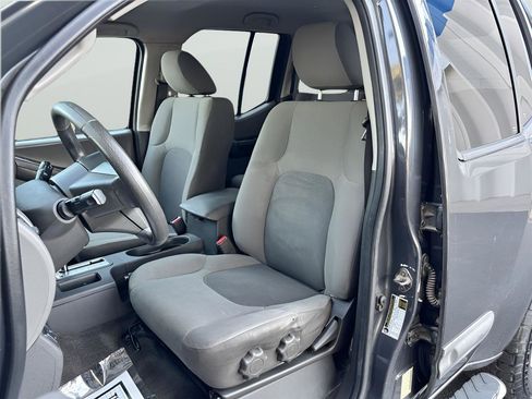 Used 2013 Nissan Xterra S w/ Value Package AWD/4WD image 12
