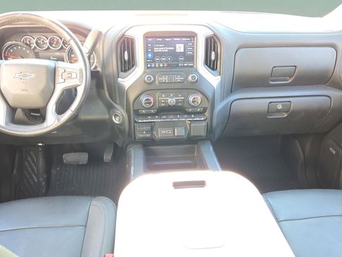 Used 2021 Chevrolet Silverado 1500 LT Trail Boss w/ Convenience Package II image 34