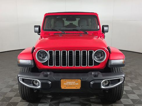 Used 2025 Jeep Wrangler Unlimited Sahara w/ Safety Group AWD/4WD image 2