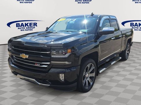 Used 2017 Chevrolet Silverado 1500 LTZ Z71 w/ LTZ Plus Package AWD/4WD image 7