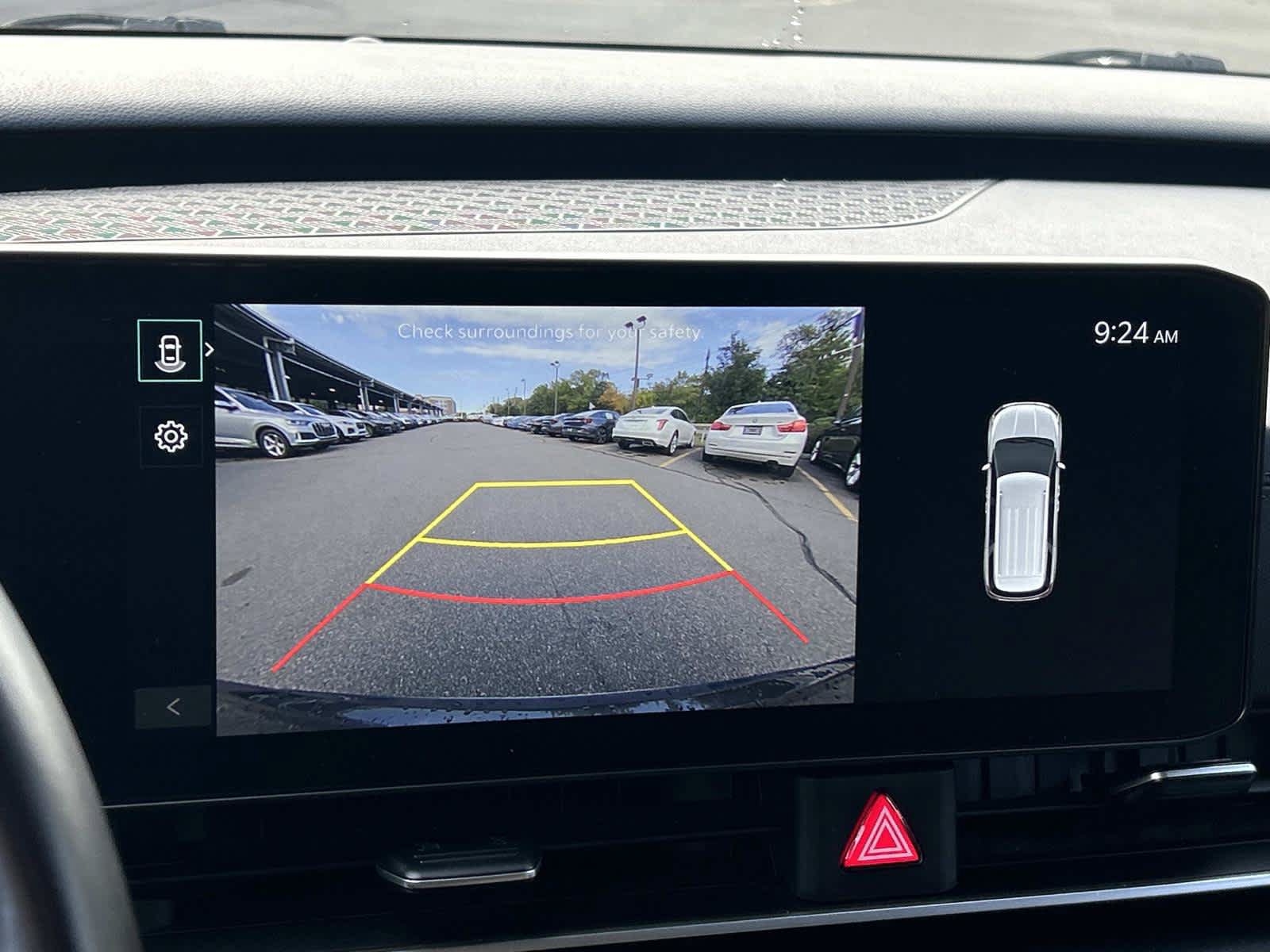 Used 2025 Kia Carnival FWD image 35