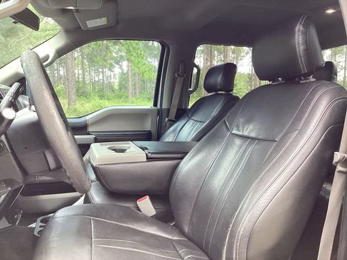 Used 2016 Ford F150 XLT AWD/4WD image 15