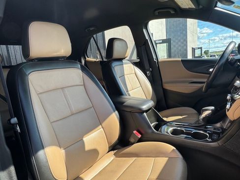 Used 2022 Chevrolet Equinox Premier image 19