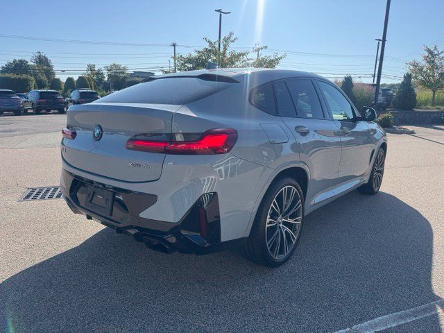 Used 2022 BMW X4 xDrive30i w/ M Sport Package AWD/4WD image 13