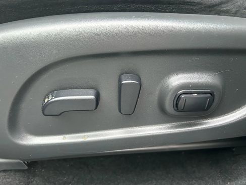 Used 2020 Nissan Murano SV image 19