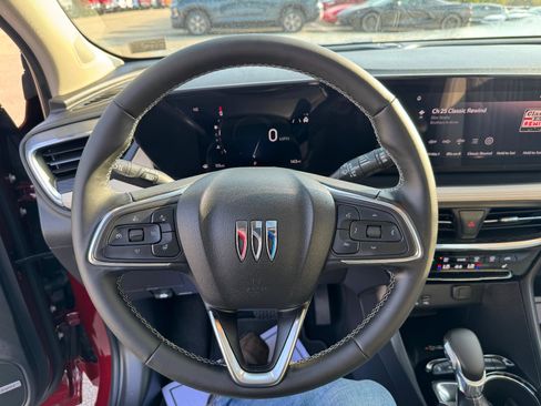 Used 2025 Buick Encore GX Avenir w/ Avenir Technology Package image 19