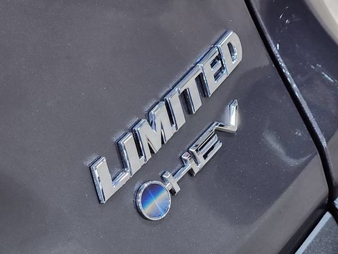 Used 2025 Toyota RAV4 Limited AWD/4WD image 26