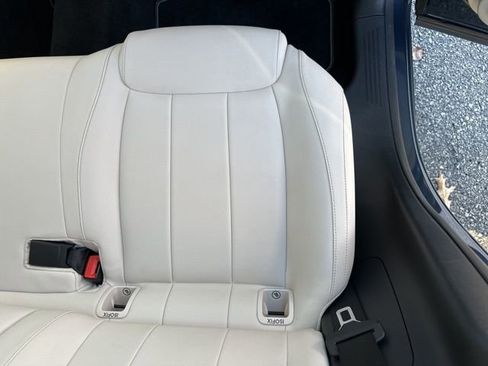 Certified 2023 Mercedes-Benz GLA 250 image 28