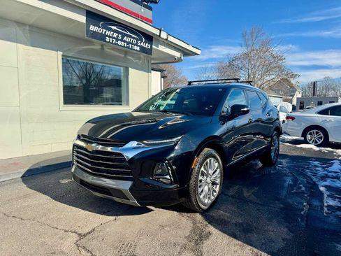 Used 2019 Chevrolet Blazer Premier w/ Driver Confidence II Package image 2