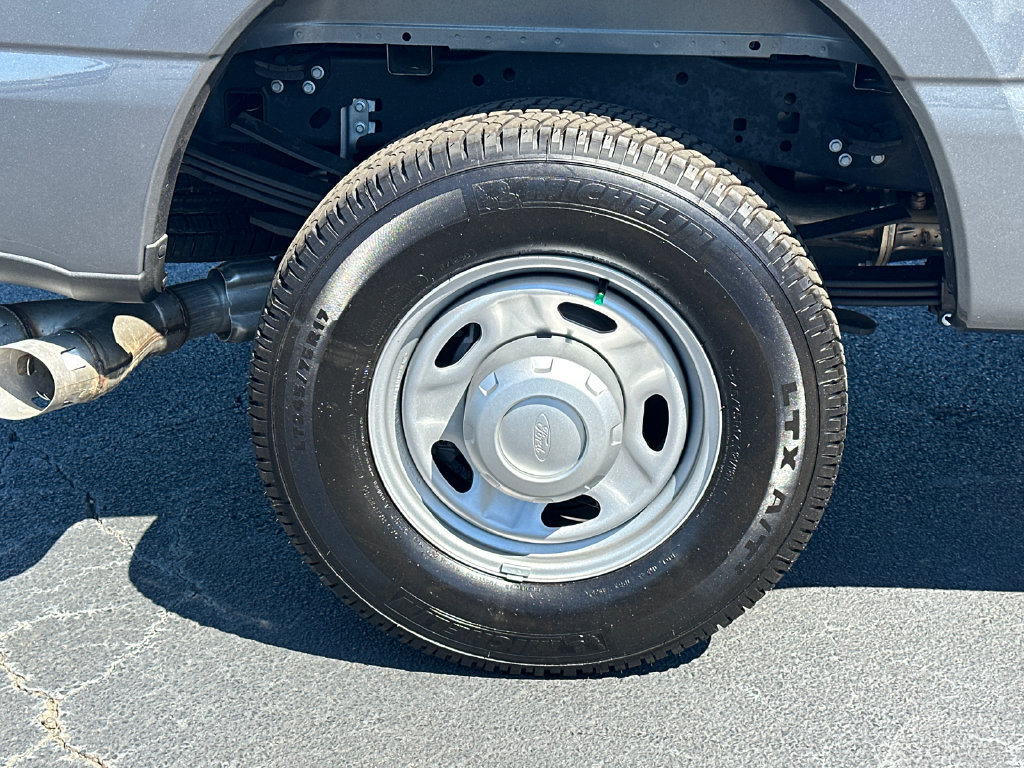 New 2025 Ford F250 XL w/ 360-Degree Camera Package RWD image 15