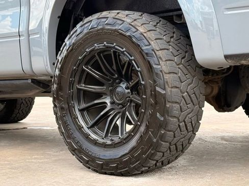 Used 2012 Ford F150 Raptor w/ Raptor Luxury Pkg image 17