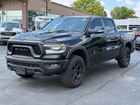 Used 2020 RAM 1500 Rebel w/ Leather & Sound Group w/ 2_W AWD/4WD image 4