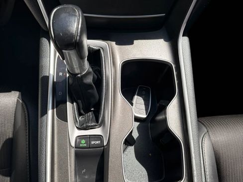 Used 2020 Honda Accord Sport image 17