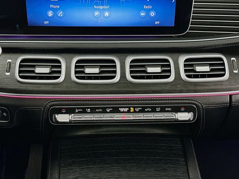 Used 2024 Mercedes-Benz GLE 450 GLE 450 AMG Line Night 4MATIC image 12