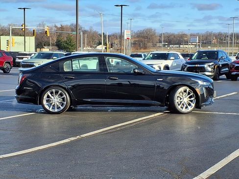 Used 2021 Cadillac CT5 V w/ Platinum Package image 2