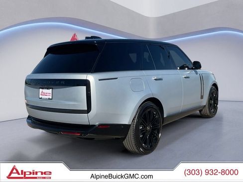 Used 2025 Land Rover Range Rover SE AWD/4WD image 5