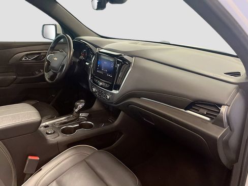 Used 2022 Chevrolet Traverse Premier AWD/4WD image 30